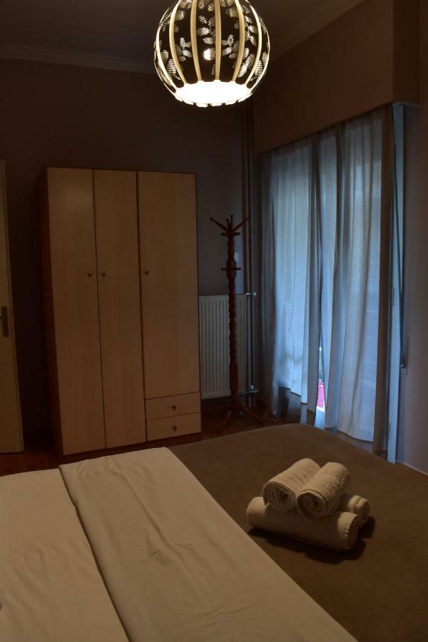 אתונה Chic Central Apartment In Evangelismos Metro Station מראה חיצוני תמונה
