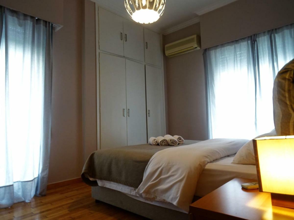 אתונה Chic Central Apartment In Evangelismos Metro Station מראה חיצוני תמונה
